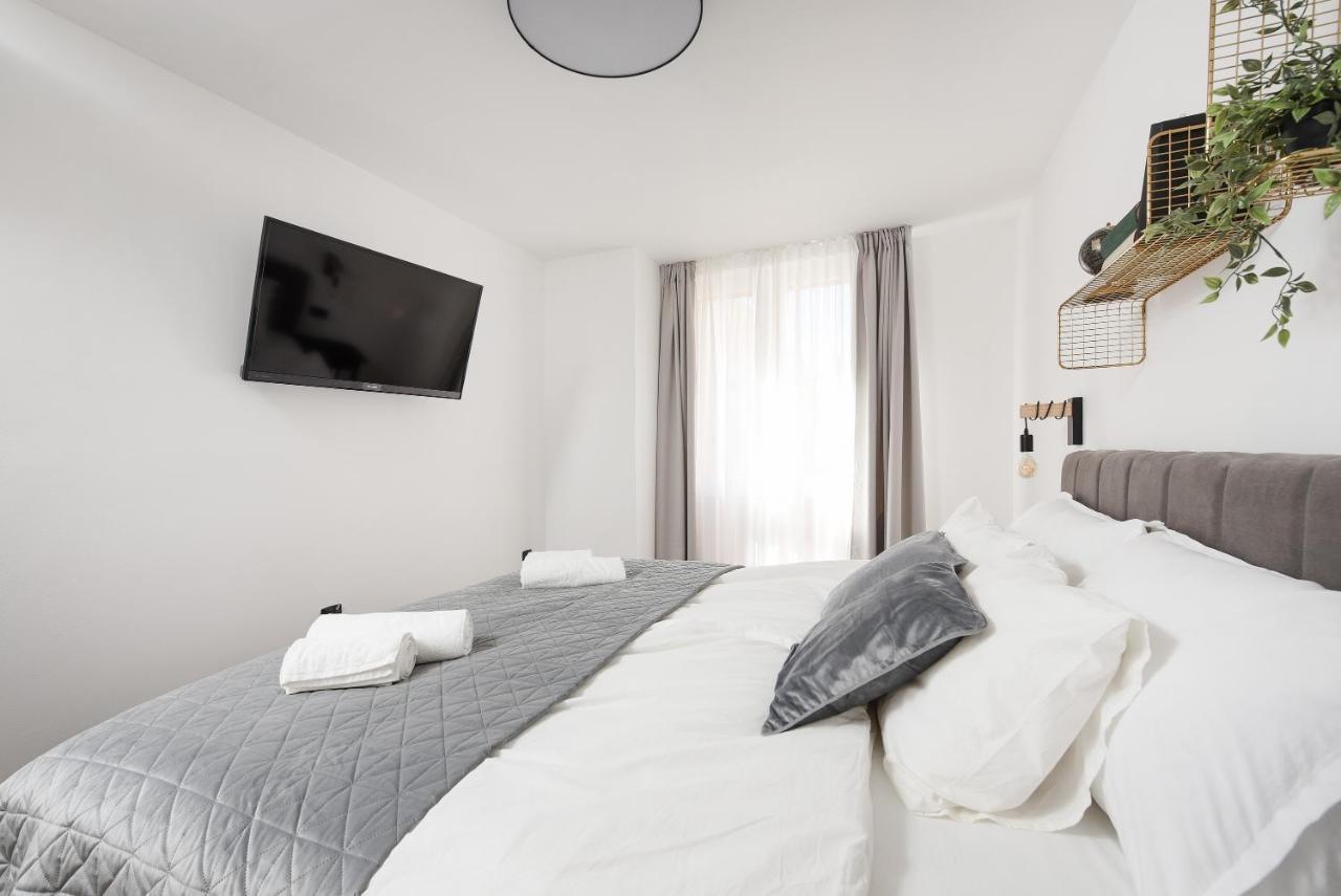 Aura Exclusive Apartment & Room Zadar Luaran gambar